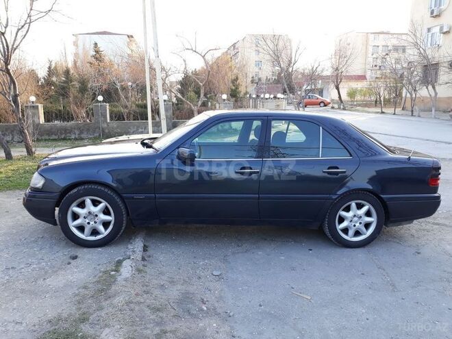 Mercedes C 220 1996, 265,008 km - 2.2 l - Sumqayıt
