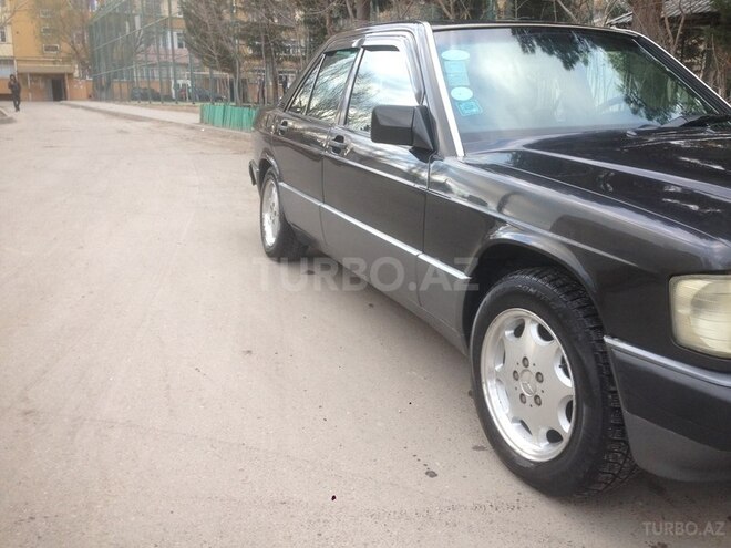 Mercedes 190 1992, 270,000 km - 2.0 l - Sumqayıt