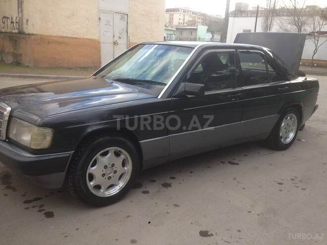Mercedes 190 1992, 270,000 km - 2.0 l - Sumqayıt