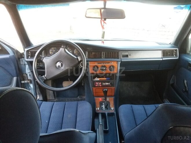 Mercedes 190 1993, 256,325 km - 1.8 l - Sumqayıt