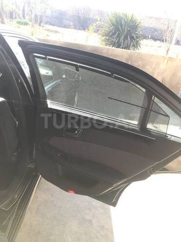 Mercedes E 350 2009, 166,000 km - 3.5 l - Bakı