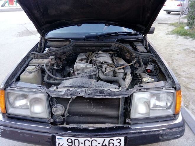 Mercedes E 200 1991, 560,000 km - 2.0 l - Bakı