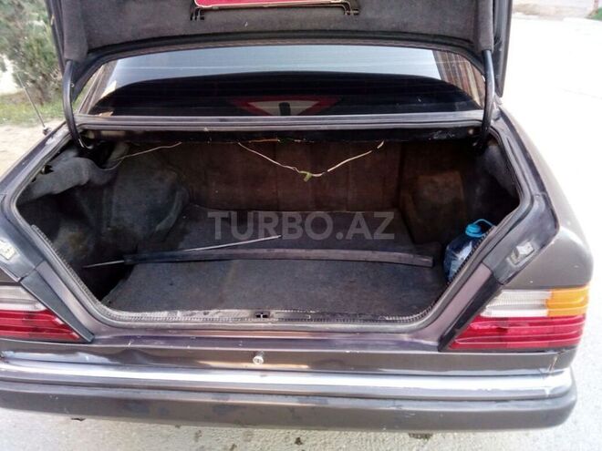 Mercedes E 200 1991, 560,000 km - 2.0 l - Bakı