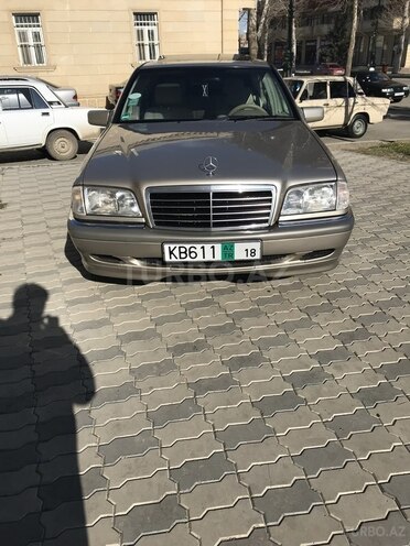 Mercedes C 180 1998, 20,300 km - 0.2 l - Gəncə
