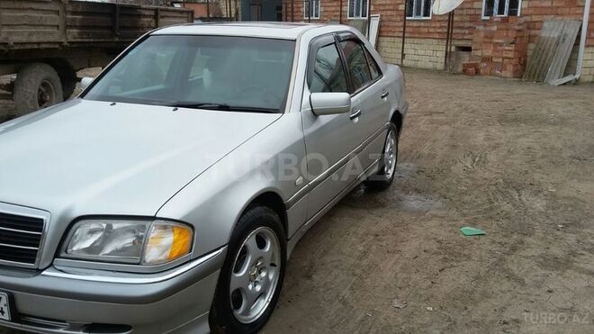 Mercedes C 230 1998, 207,602 km - 2.3 l - Bakı