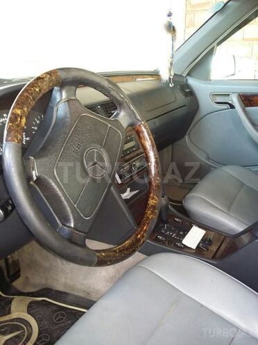 Mercedes C 230 1998, 207,602 km - 2.3 l - Bakı