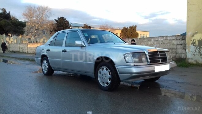 Mercedes E 200 1991, 375,123 km - 2.0 l - Bakı