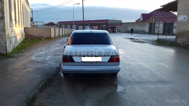 Mercedes E 200 1991, 375,123 km - 2.0 l - Bakı