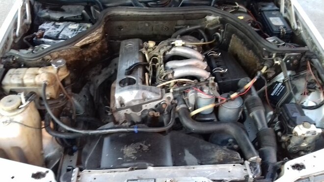 Mercedes E 200 1991, 375,123 km - 2.0 l - Bakı
