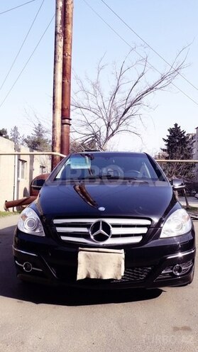 Mercedes B 180 2009, 74,751 km - 1.7 l - Bakı