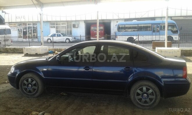 Volkswagen Passat 2000, 346,215 km - 1.6 l - Sumqayıt
