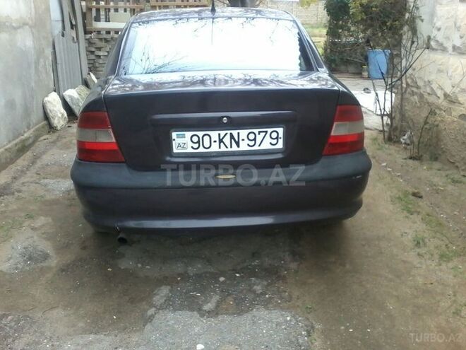 Opel Vectra 1995, 250,000 km - 2.0 л - Sumqayıt