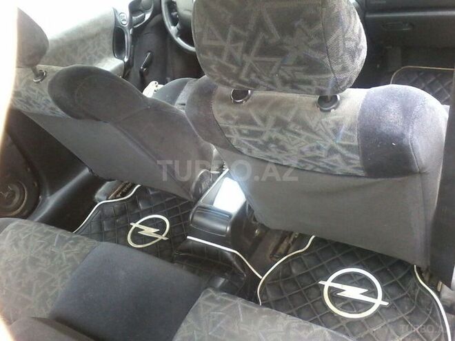 Opel Vectra 1995, 250,000 km - 2.0 л - Sumqayıt