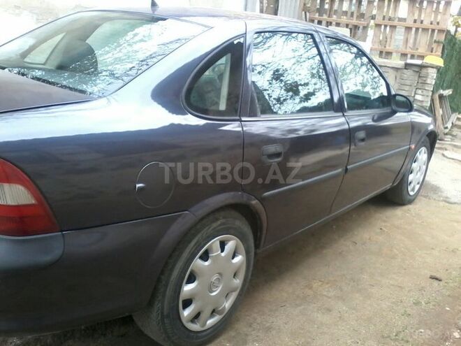 Opel Vectra 1995, 250,000 km - 2.0 л - Sumqayıt