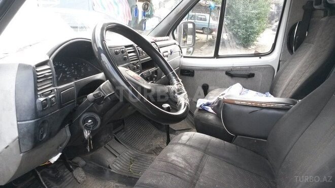 GAZ 330202-740 2004, 112,662 km - 2.4 л - Astara