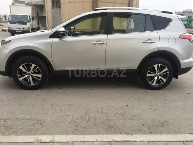Toyota RAV4 2016, 31,000 km - 2.0 l - Bakı