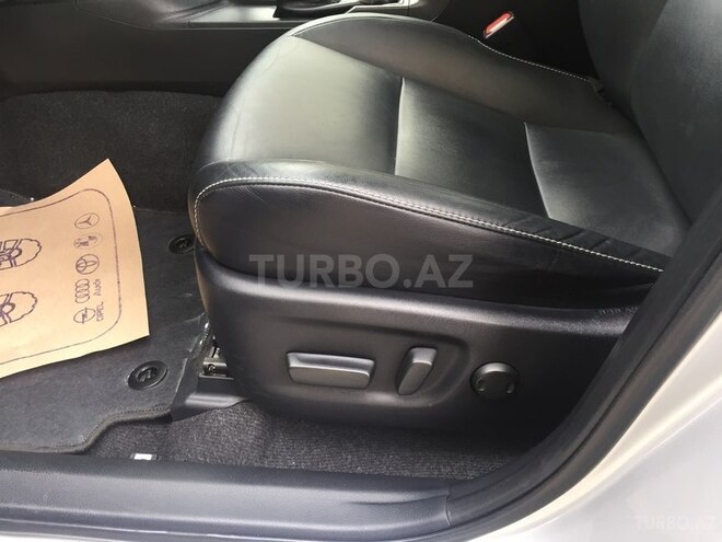 Toyota RAV4 2016, 31,000 km - 2.0 l - Bakı
