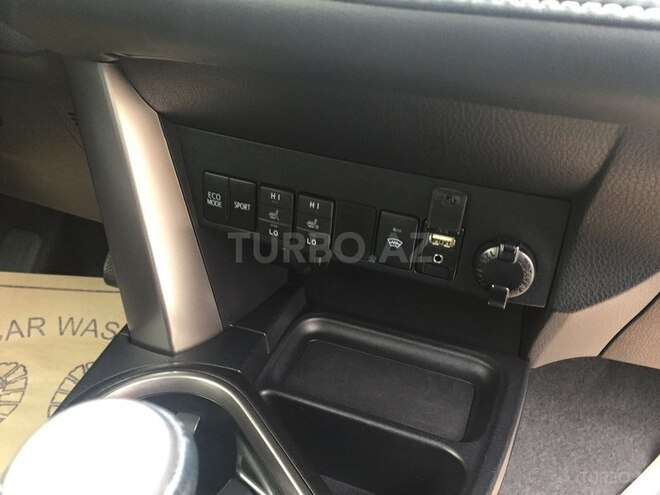 Toyota RAV4 2016, 31,000 km - 2.0 l - Bakı