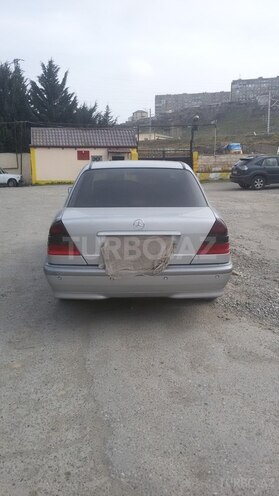 Mercedes C 240 1998, 225,700 km - 2.4 l - Xırdalan