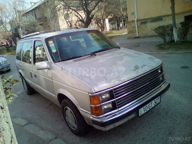 Chrysler Voyager 1986, 369,585 km - 2.4 l - Sumqayıt