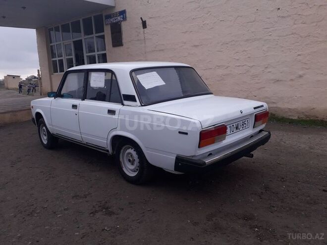 LADA (VAZ) 2107 2004, 51,578 km - 1.6 l - Salyan