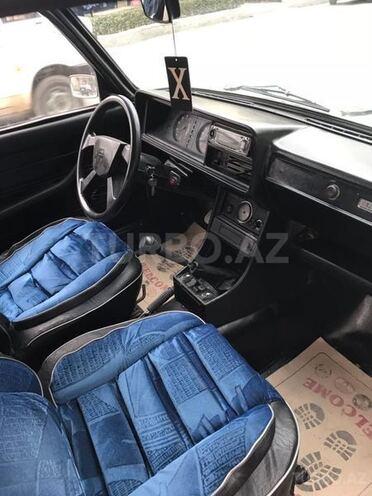 LADA (VAZ) 2107 2004, 32,541 km - 1.5 л - Yevlax