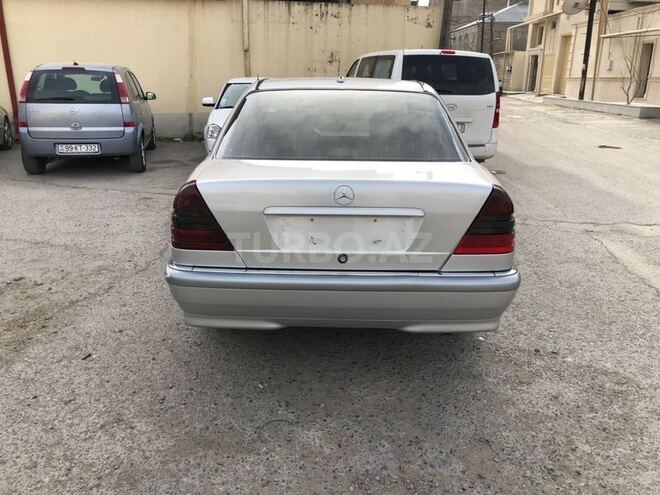 Mercedes C 180 1999, 265,000 km - 1.8 l - Bakı