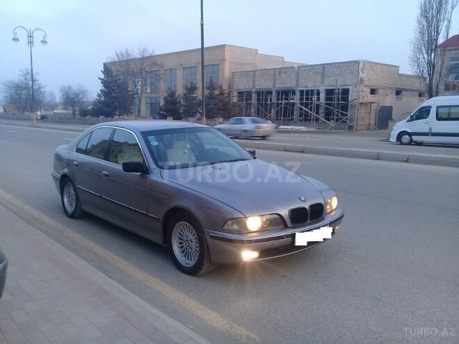 BMW 520 1996, 456,000 km - 2.0 l - Quba