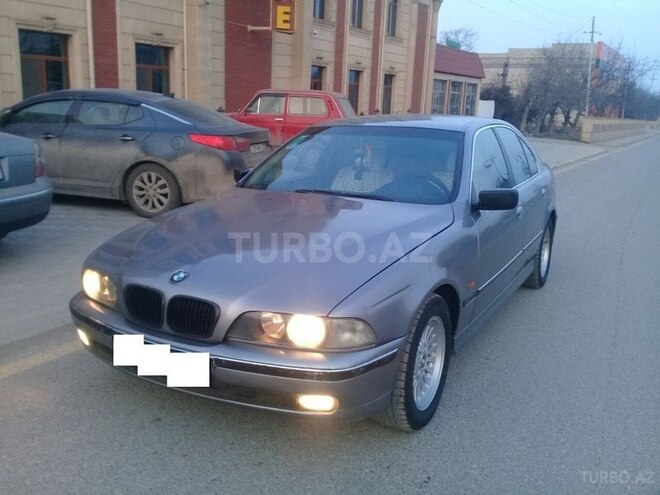 BMW 520 1996, 456,000 km - 2.0 l - Quba