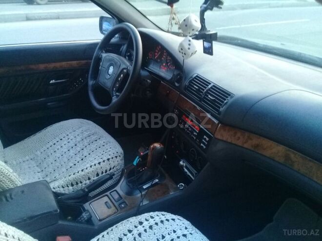 BMW 520 1996, 456,000 km - 2.0 l - Quba