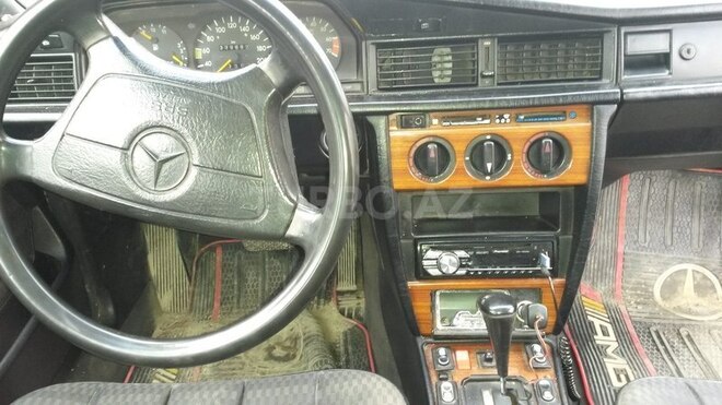 Mercedes 190 1992, 339,682 km - 2.0 л - Bakı