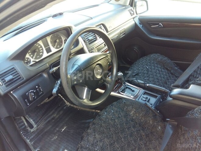 Mercedes B 200 2009, 46,875 km - 2.0 л - Şirvan