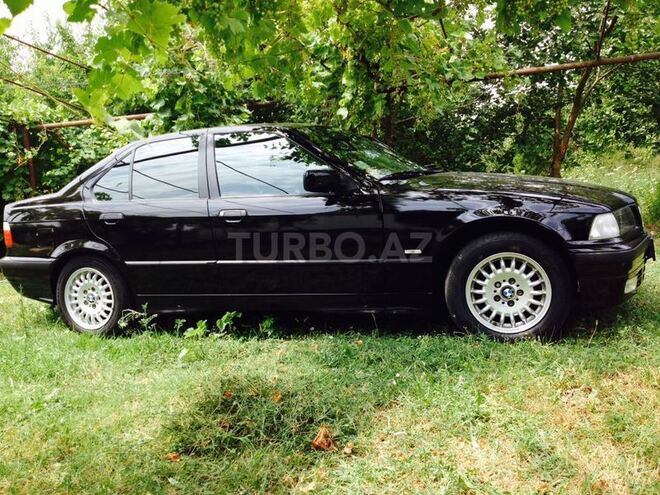 BMW 318 1996, 500,000 km - 1.8 л - Bakı