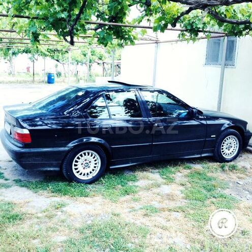 BMW 318 1996, 500,000 km - 1.8 л - Bakı