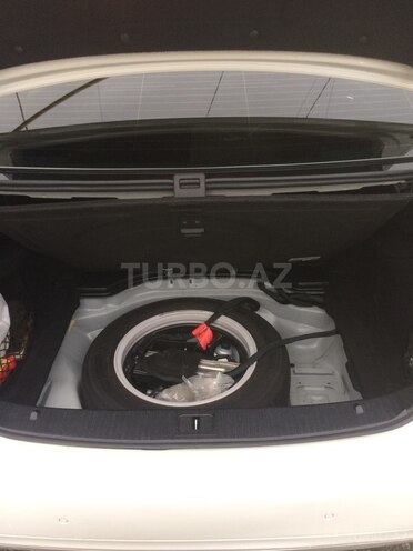 Mercedes E 220 2010, 165,000 km - 2.2 l - Bakı