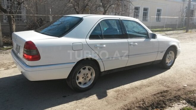 Mercedes C 220 1994, 325,000 km - 2.2 л - Gəncə