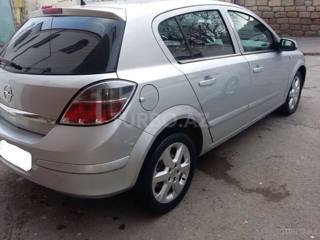 Opel Astra 2004, 260,000 km - 1.8 л - Bakı