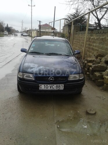 Opel Astra 1995, 355,300 km - 1.6 l - Bakı