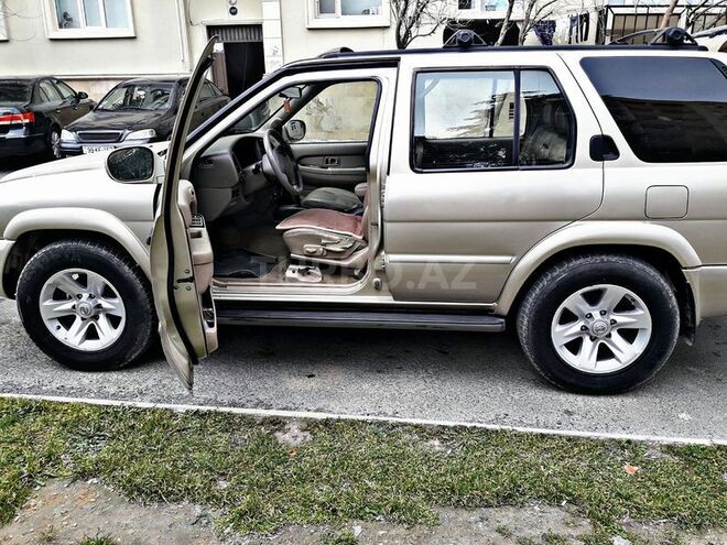 Nissan Pathfinder 2000, 253,000 km - 3.5 l - Bakı