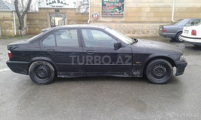 BMW 320 1996, 213,800 km - 2.0 l - Bakı