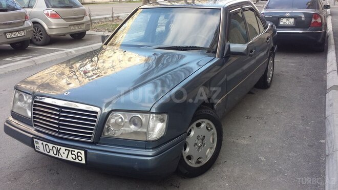 Mercedes E 300 1990, 350,000 km - 3.0 l - Bakı