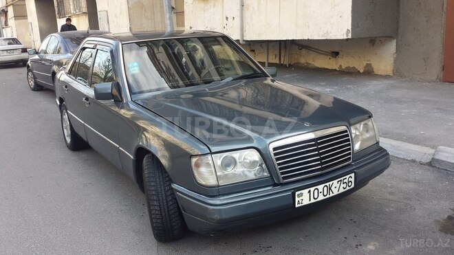 Mercedes E 300 1990, 350,000 km - 3.0 l - Bakı
