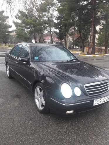 Mercedes E 280 2000, 286,000 km - 2.8 l - Bakı