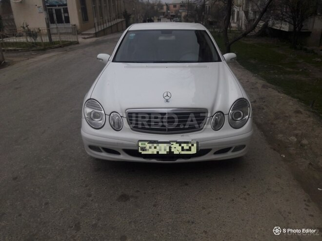 Mercedes E 220 2005, 175,000 km - 2.2 l - Bakı