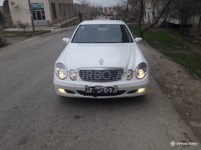Mercedes E 220 2005, 175,000 km - 2.2 l - Bakı