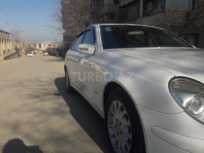Mercedes E 220 2005, 175,000 km - 2.2 l - Bakı