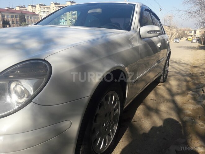 Mercedes E 220 2005, 175,000 km - 2.2 l - Bakı