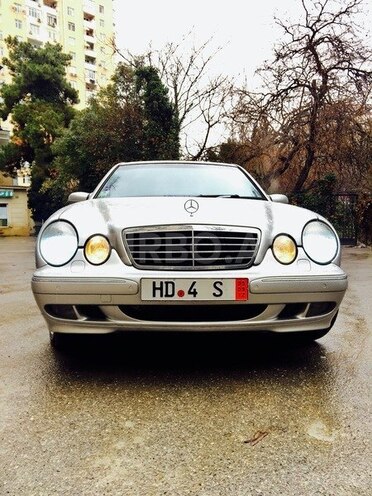 Mercedes E 280 2000, 230,300 km - 2.8 l - Bakı