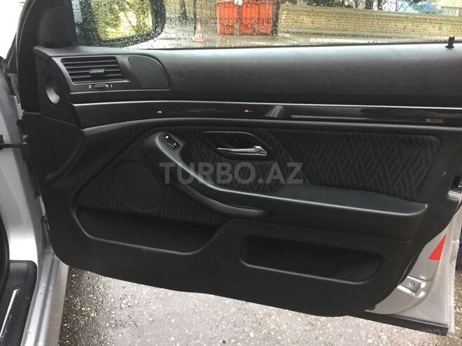 BMW 525 2003, 286,000 km - 2.5 l - Bakı