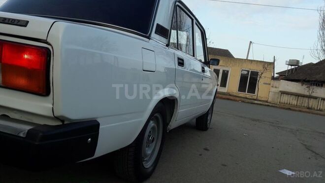 LADA (VAZ) 2107 2009, 236,000 km - 1.6 л - Bakı
